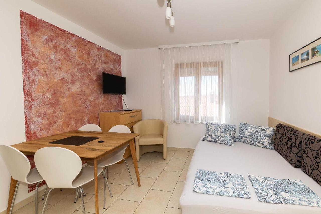 Apartmani Dea Crikvenica Zewnętrze zdjęcie