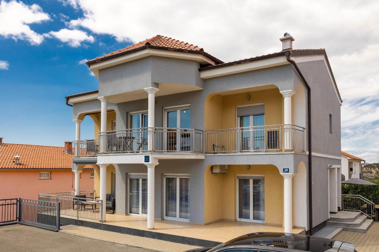 Apartmani Dea Crikvenica Zewnętrze zdjęcie